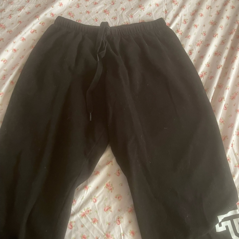 black pink sweatpants